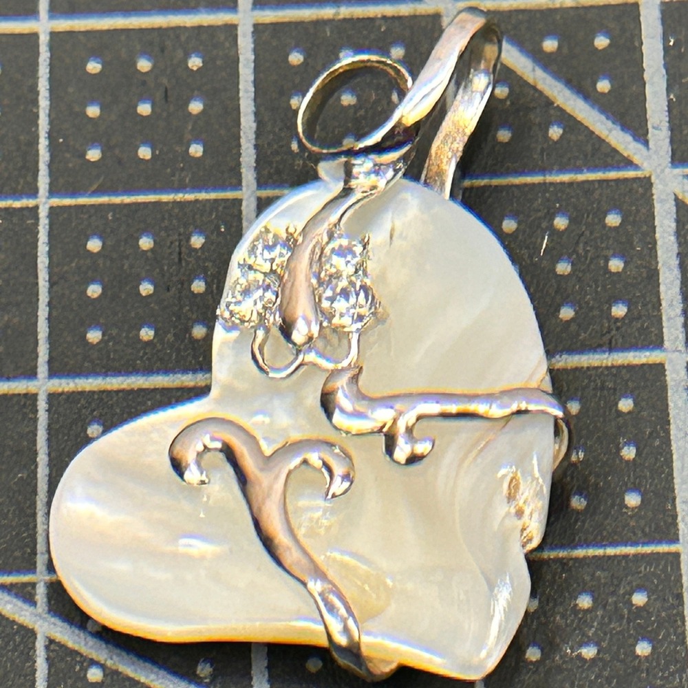 Vintage Sterling Silver 925 Overlay Mother of Pearl Heart Pendant CZ‎ Accent